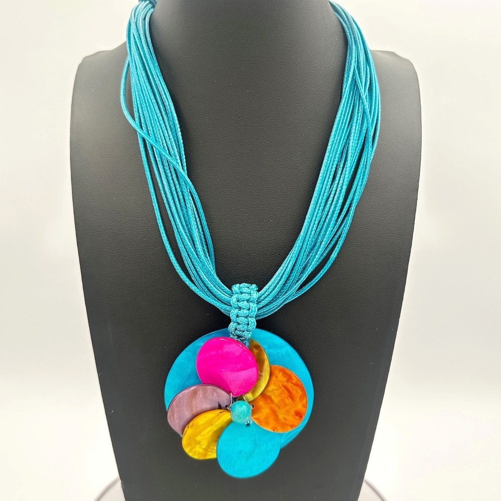 Vintage Turquoise Blue Shell Pendant Necklace Multi Strand Cord Flower Boho Y2K
